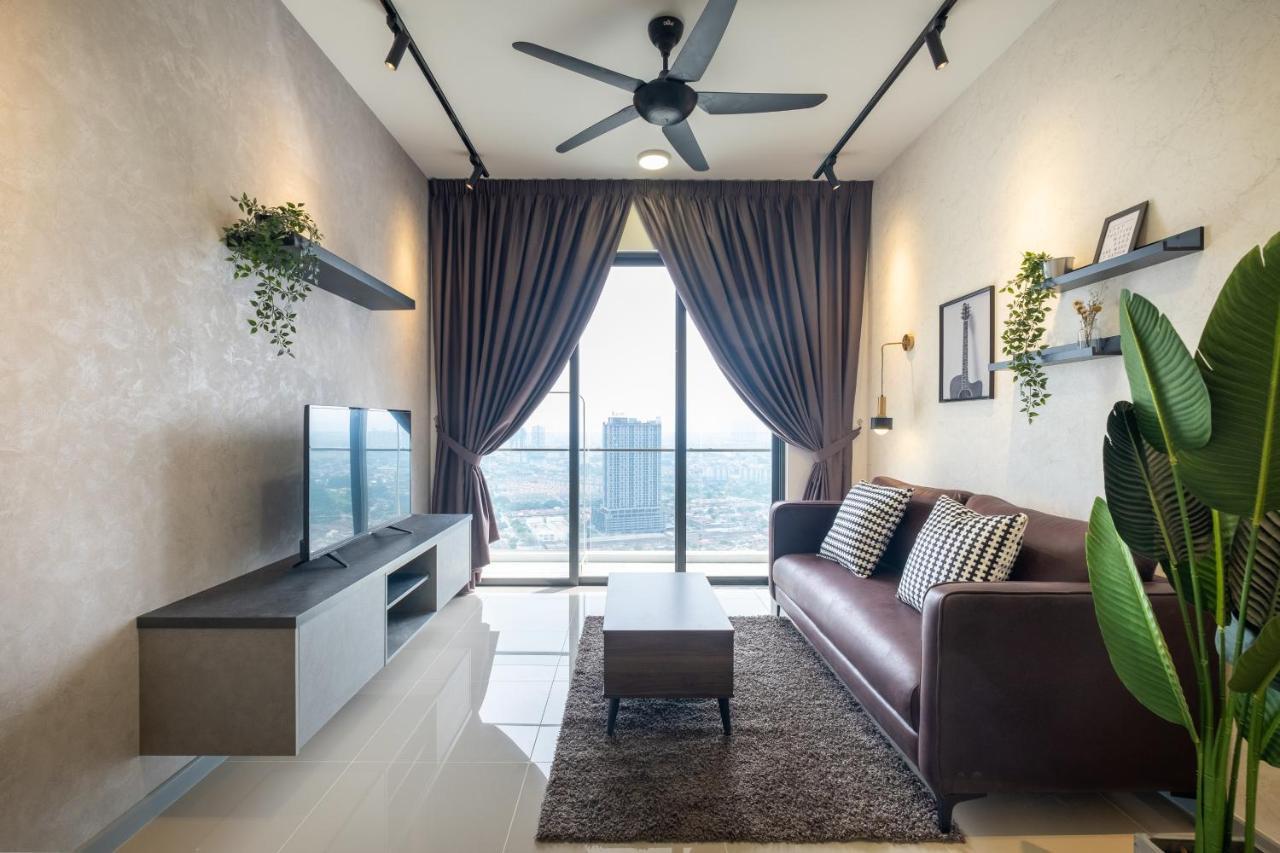 Contemporary United Point 6 Pax 现代风格 Desa Park & Mont Kiara Lejlighed Kuala Lumpur Eksteriør billede